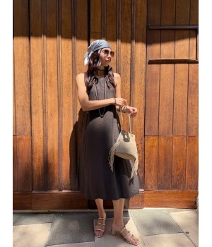 VESTIDO MIDI SIN MANGAS DE...