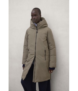 PARKA IMPERMEABLE DE DONA...