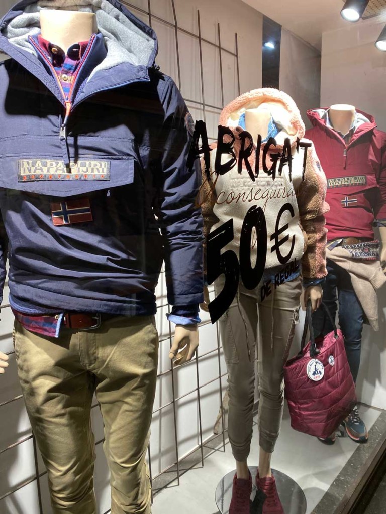 GAUDEIX DE LES ICONS BY NAPAPIJRI, ara també de PROMO ABRIGA'T