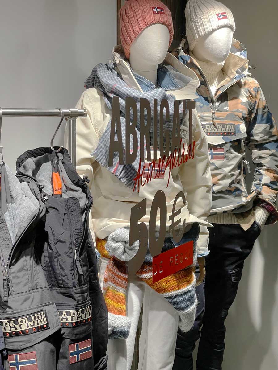 GAUDEIX DE LA PROMO ABRIGA'T AMB NAPAPIJRI, 50 € de REGAL PER A TU!!!