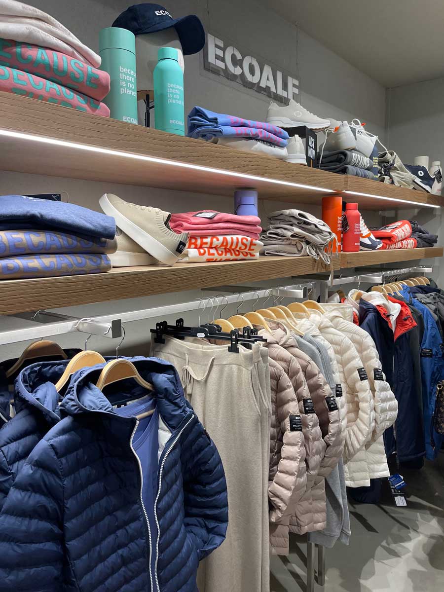 New arrivals, new corners, new colors
