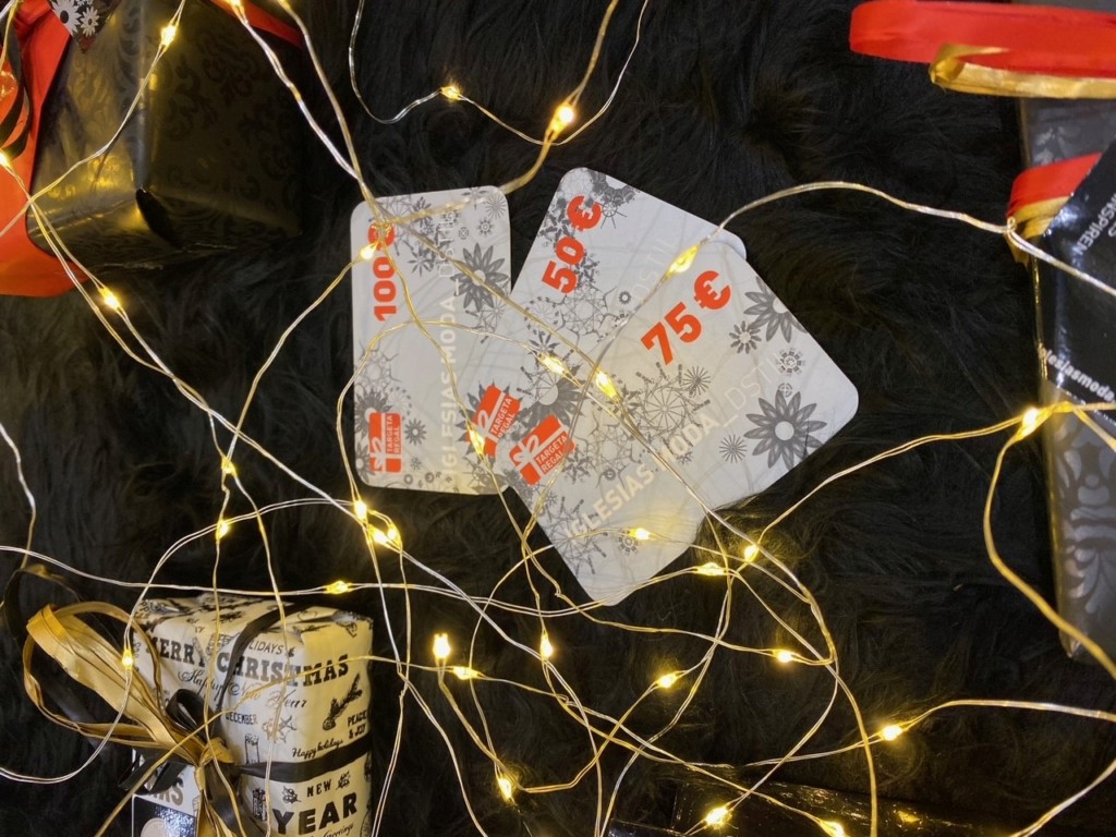 Targeta regal Iglesias Moda Dstil Manresa Xmas 2023 - Nadals 
