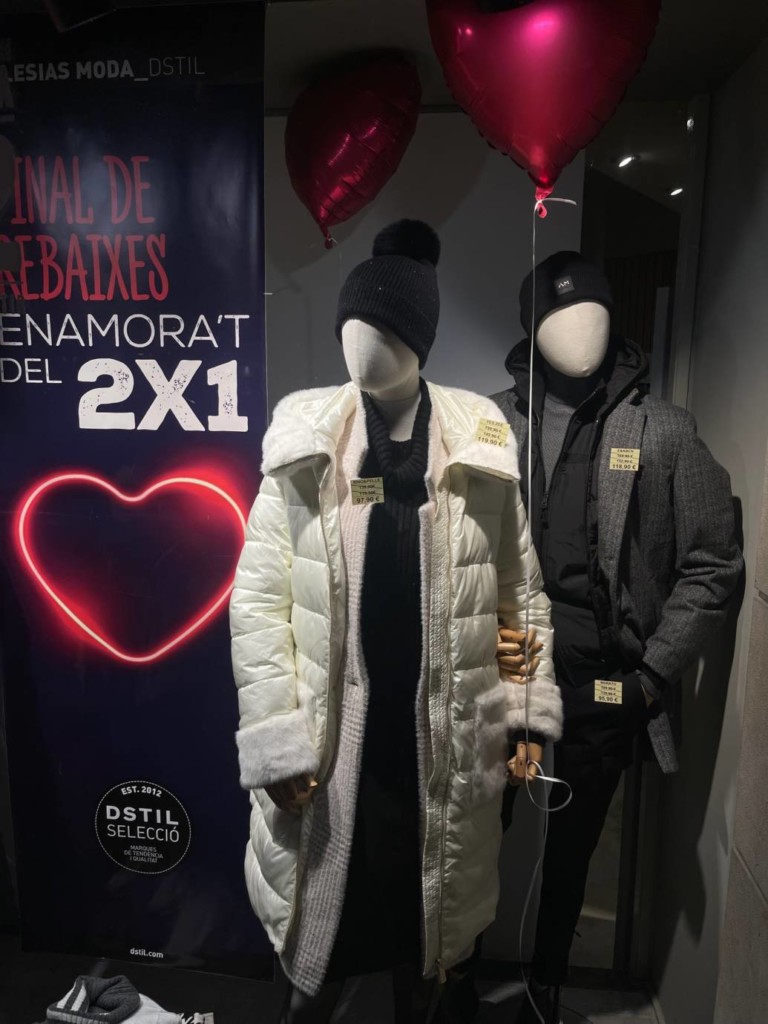ENAMORA’T DEL 2x1 💘🎯 Gaudeix de Sant Valentí. La segona peça serà de franc!! 🥂❤