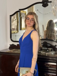 NEWS EVENTS: GRADUACIONS 🎓🎯 Per a BLUE LOVERS 💙🦋 Vestits per a lluir al màxim ⭐️