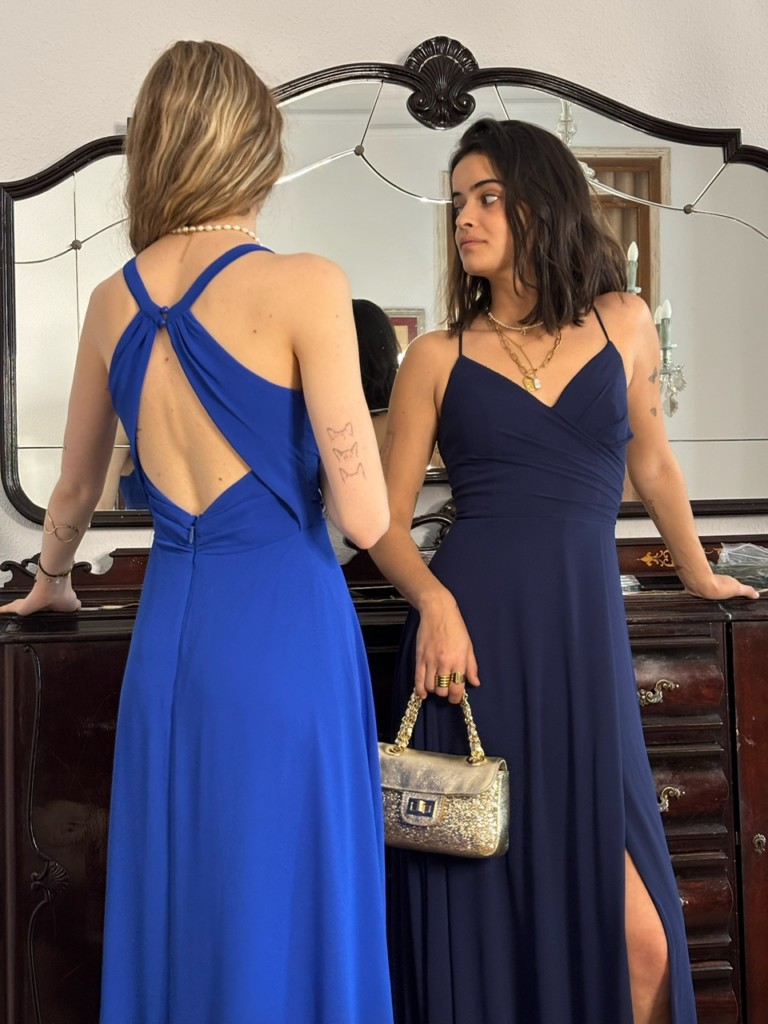 NEWS EVENTS: GRADUACIONS 🎓🎯 Per a BLUE LOVERS 💙🦋 Vestits per a lluir al màxim ⭐️