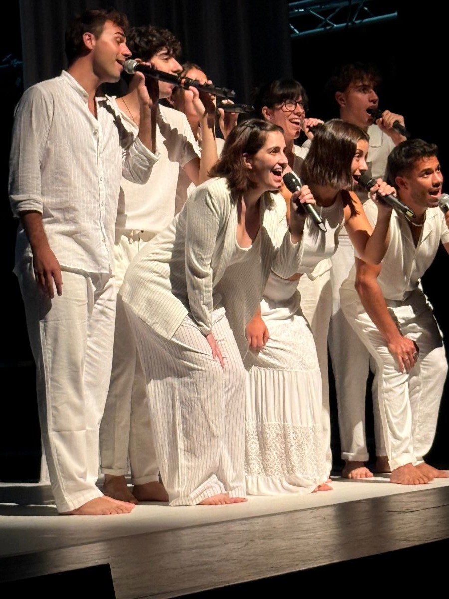 Outfits Textures Blanques. Perfectes pel teu Dress Code White Summer