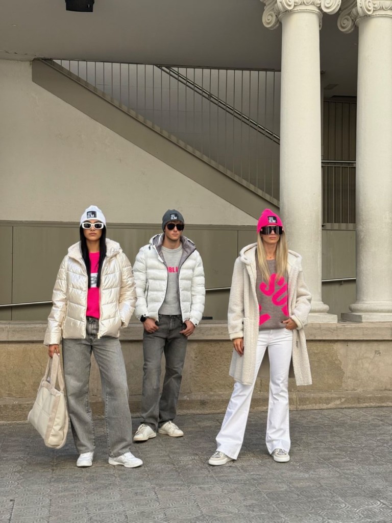 ABRIGA’T: Col·lecció WHITE & PINK / SUBLIM